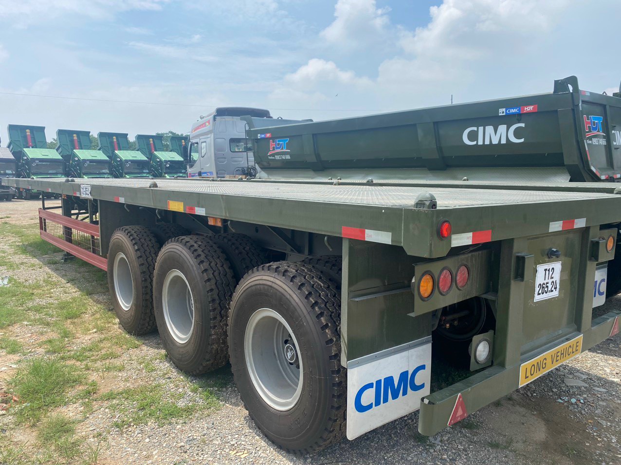 Sơ mi rơ mooc 3 trục sàn phẳng 40FT (CIMC HUAJUN)