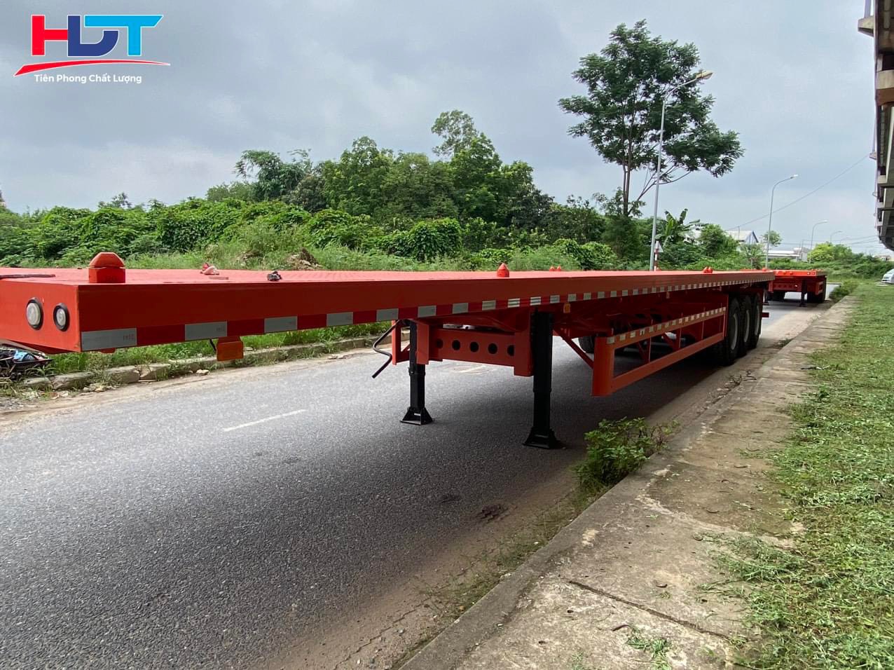 Sơ mi rơ mooc xương 3 trục 40 FT